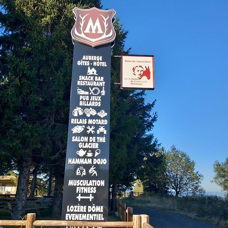 Montlo Relais Des Cerfs Hotel Cubieres Ngoại thất bức ảnh